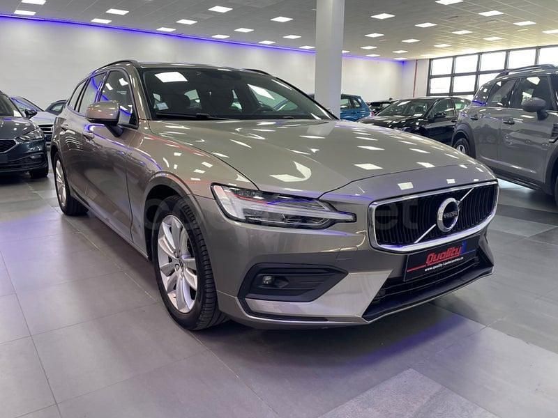 Usado Volvo V60 Momentum 150 CV (110 kW) 2019 Beige Familiar