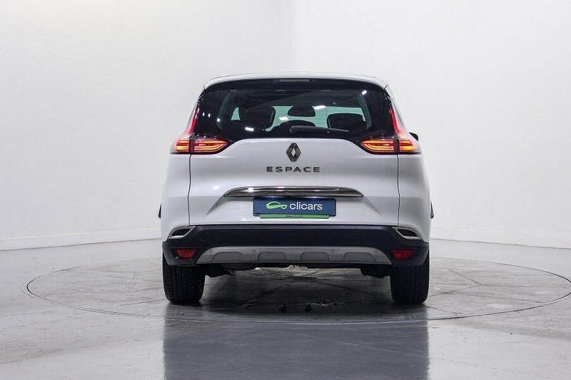 Usado Renault Espace Initiale Paris 160 CV (117 kW) 2017 Blanco Monovolumen
