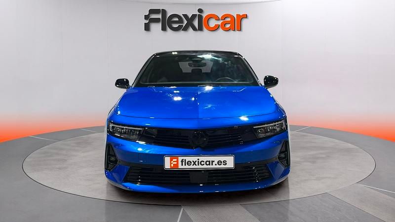 Usado Opel Astra 131 CV (96 kW) 2024 Azul Berlina