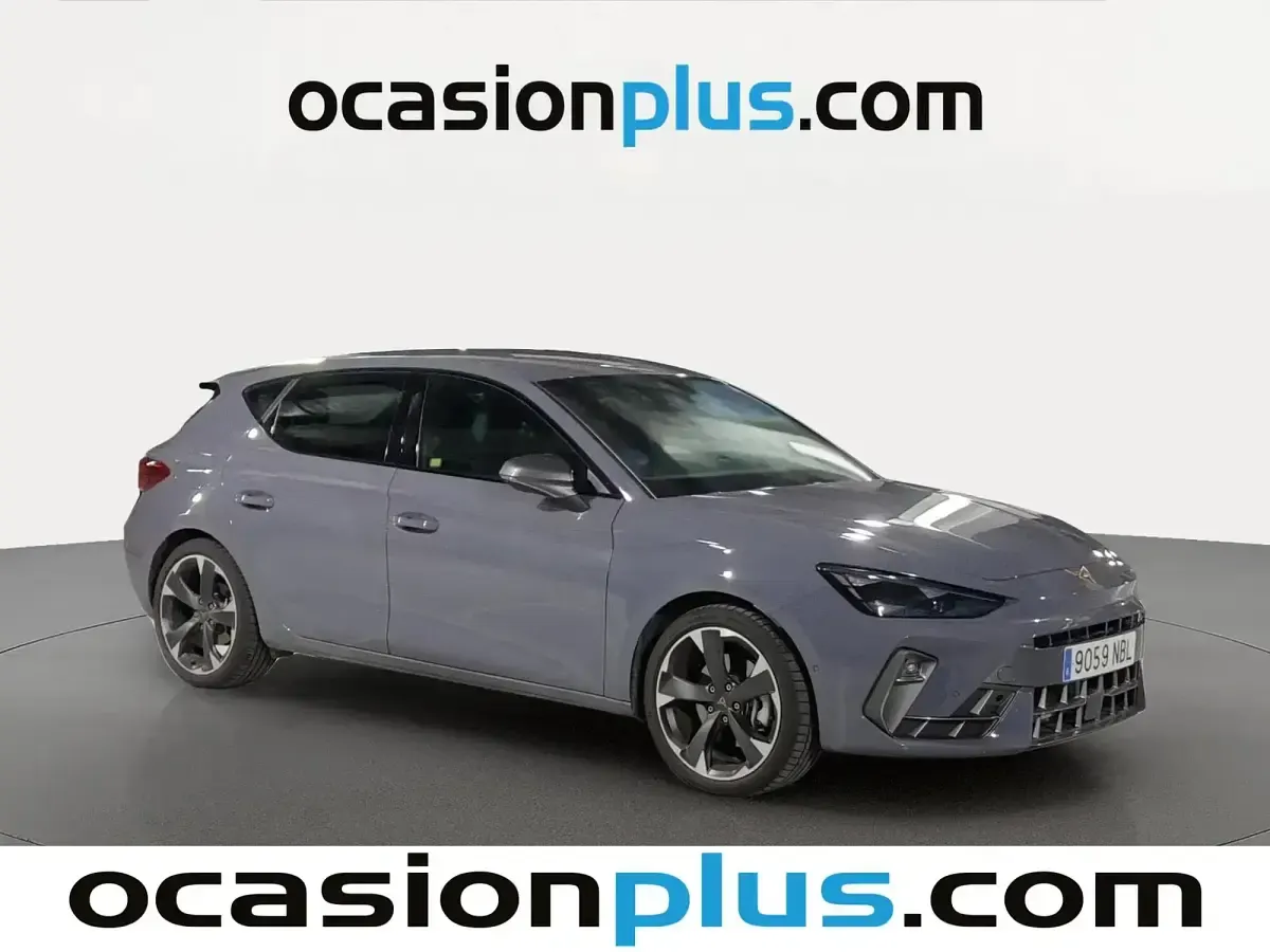 Usado Cupra Leon 204 CV (150 kW) 2025 Gris Berlina
