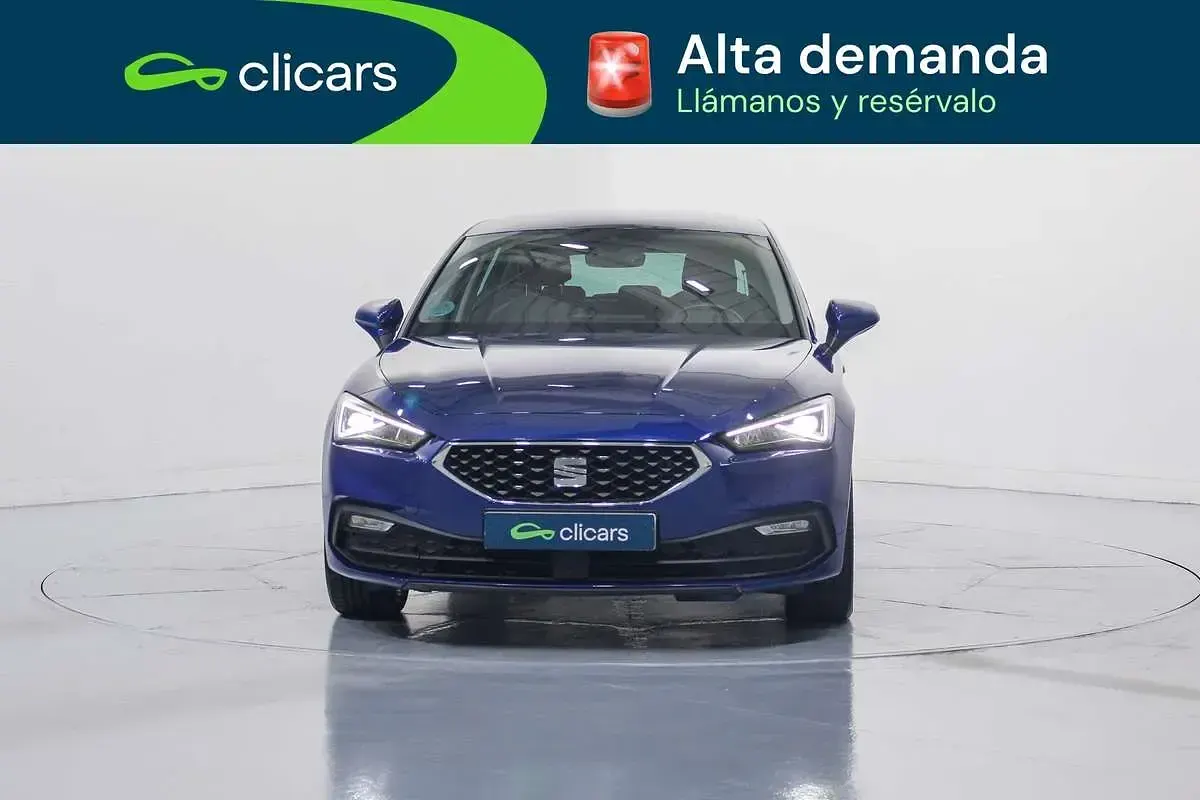 Usado Seat Leon XCELLENCE 150 CV (110 kW) 2021 Azul Utilitario