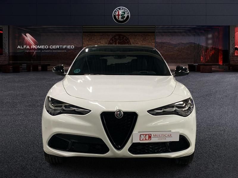 Usado Alfa Romeo Stelvio 210 CV (154 kW) 2024 Blanco SUV