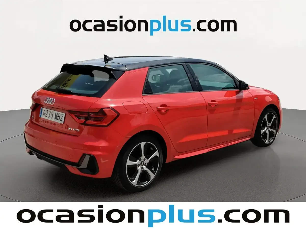 Usado Audi A1 S-Line 95 CV (69 kW) 2022 Rojo SUV