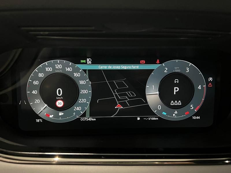 Usado Land Rover Range Rover evoque S 163 CV (119 kW) 2024 Tribeca blue SUV