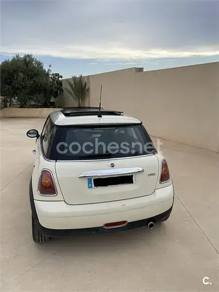 Usado Mini ONE 95 CV (69 kW) 2009 Blanco Utilitario