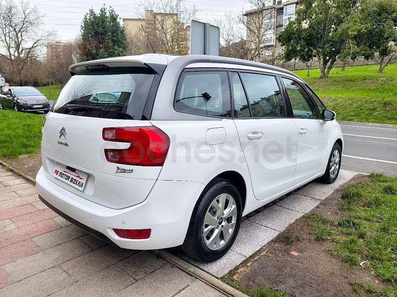 Usado Citroën Grand C4 Picasso Live 130 CV (95 kW) 2016 Blanco Monovolumen