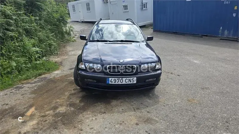 Usado BMW 320 150 CV (110 kW) 2003 Azul Familiar
