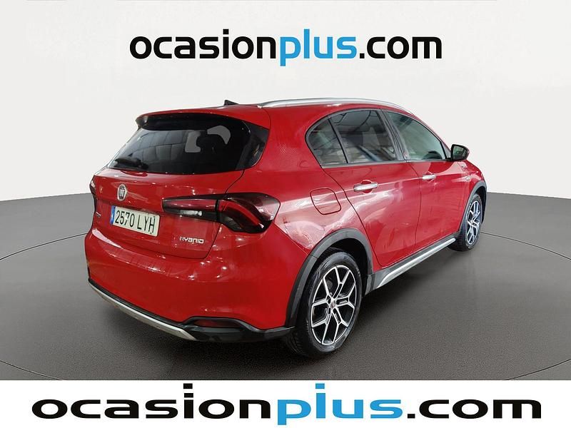 Usado Fiat Tipo Red 131 CV (96 kW) 2022 Rojo Utilitario