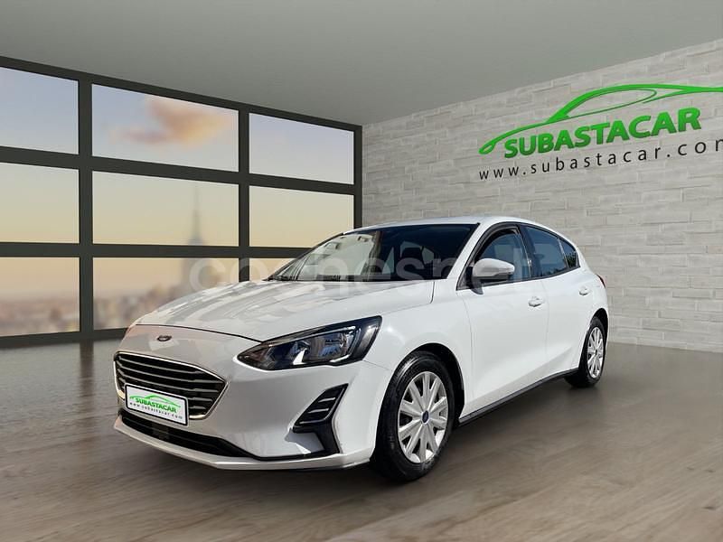 Blanco Usado 2019 Ford Focus Trend Berlina | 10.900 € (Buen precio) - Imagen 1/4