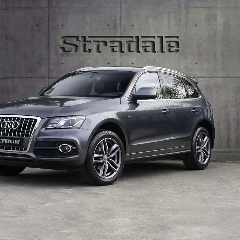 Usado Audi Q5 S-Line 170 CV (125 kW) 2011 Gris SUV