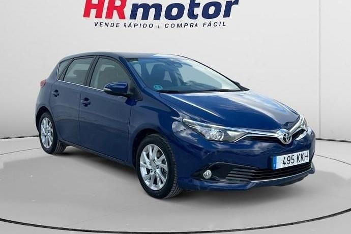 Usado Toyota Auris Business Edition 115 CV (84 kW) 2018