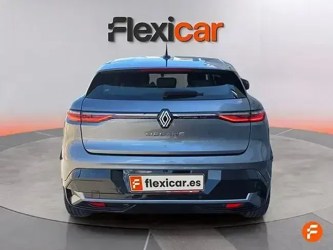 Usado Renault Mégane IV Equilibre 160 CV (117 kW) 2023 Gris Berlina