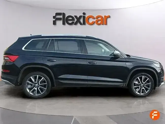 Käytetty Skoda Kodiaq LAURIN & KLEMENT 200 HP (147 kW) 2020 Musta Katumaasturi