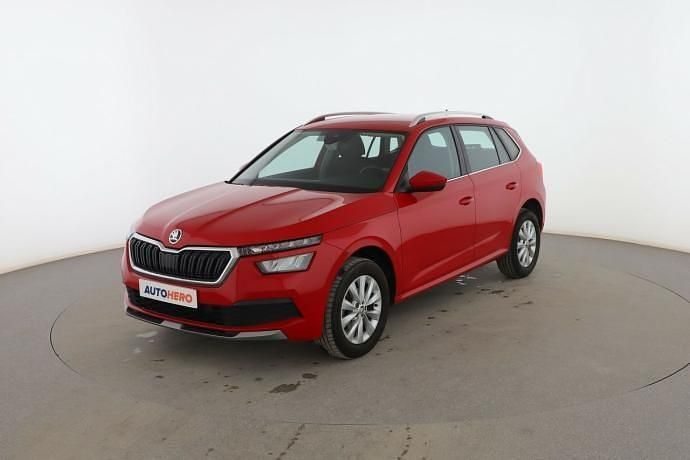 Usado Skoda Kamiq Ambition 95 CV (69 kW) 2021 Rojo SUV
