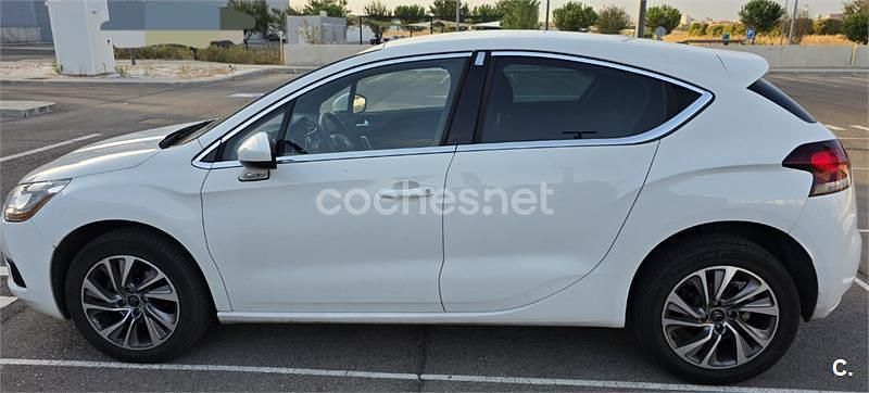 Usado Citroën DS4 114 CV (83 kW) 2014 Blanco Utilitario