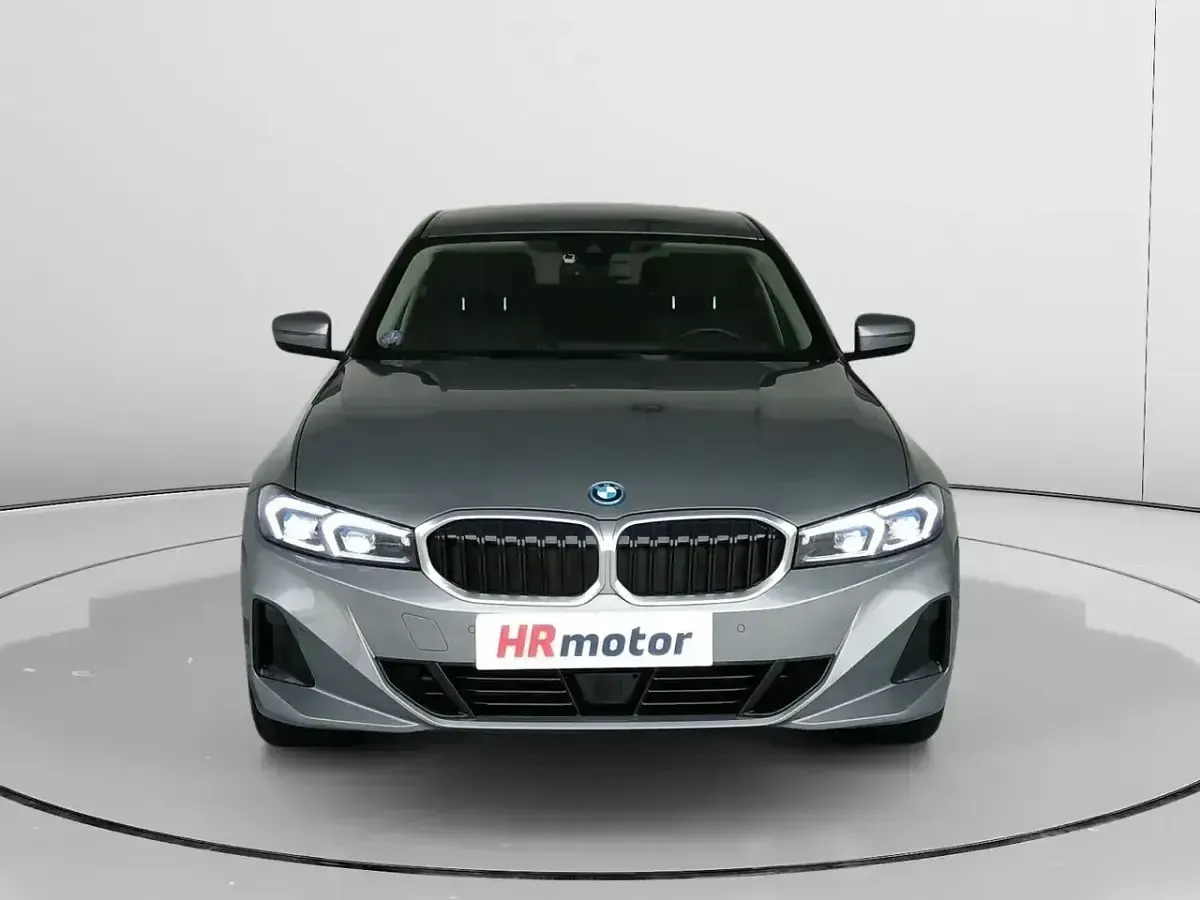 Usado BMW 320e Shadowline 204 CV (150 kW) 2023 Negro Berlina