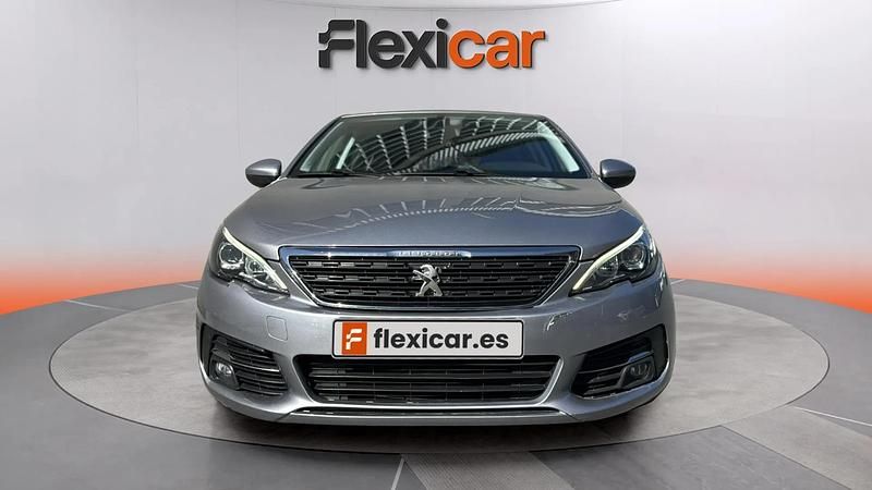 Usado Peugeot 308 Style 131 CV (96 kW) 2020 Gris Utilitario