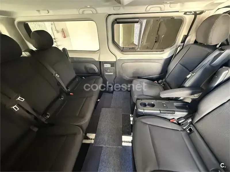 Usado Renault Trafic 150 CV (110 kW) 2022 Gris / plata Monovolumen