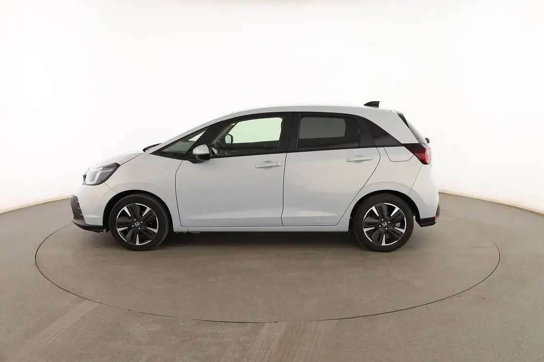 Usado Honda Jazz Advance 122 CV (89 kW) 2024 Plata Utilitario