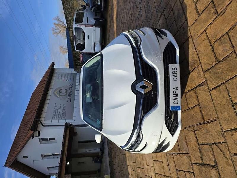 Usado Renault Mégane IV Equilibre 116 CV (85 kW) 2023 Blanco Utilitario