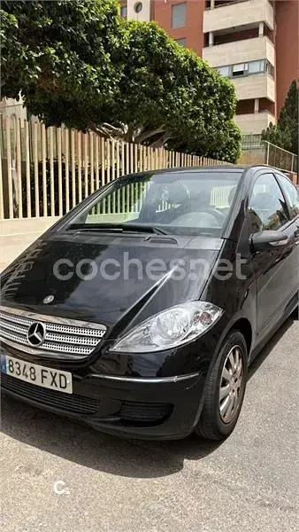 Usado Mercedes A160 82 CV (60 kW) 2007 Negro Berlina