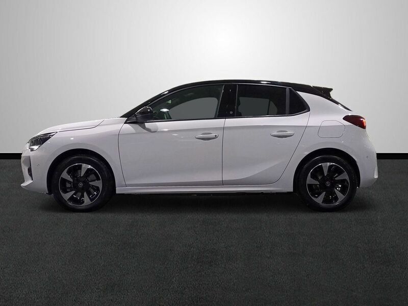 Usado Opel Corsa-e GS Line 100 kW (136 CV) 2023 Blanco Utilitario