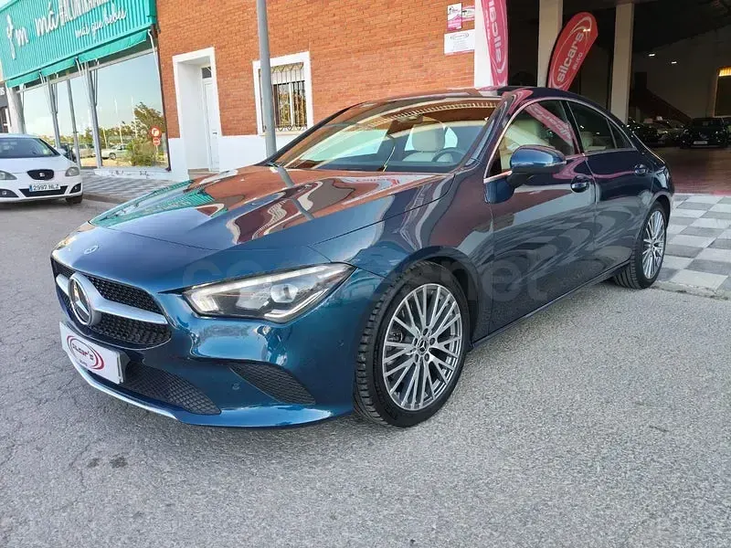 Usado Mercedes CLA220 190 CV (139 kW) 2022 Azul Berlina