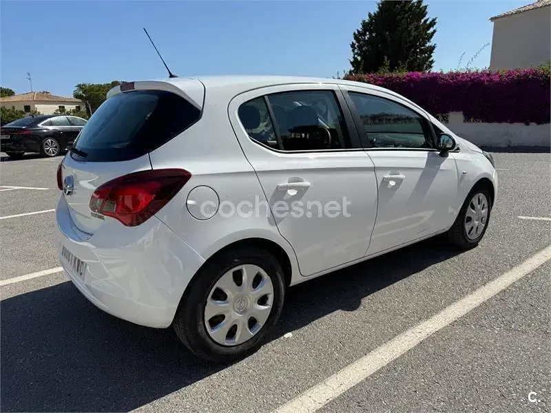 Usado Opel Corsa Selective 90 CV (66 kW) 2019 Blanco Utilitario