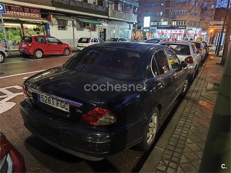Usado Jaguar X-type Classic 130 CV (95 kW) 2006 Negro Berlina