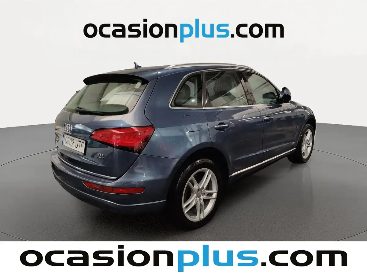 Käytetty Audi Q5 Advanced 190 HP (139 kW) 2016 Sininen Katumaasturi