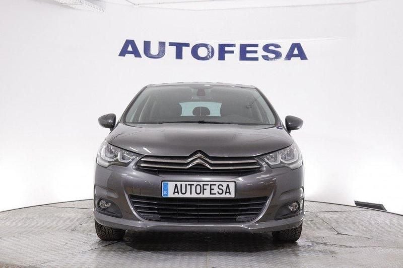 Begagnad Citroën C4 Feel 110 HK (80 kW) 2017 Grå Halvkombi