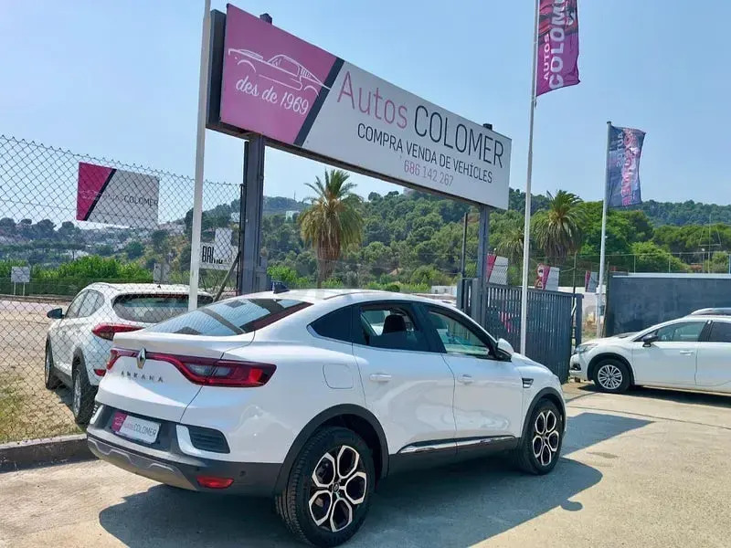 Usado Renault Arkana Techno 140 CV (102 kW) 2022 Blanco SUV