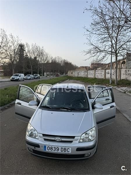 Usado Hyundai Getz 82 CV (60 kW) 2004 Gris / plata Utilitario