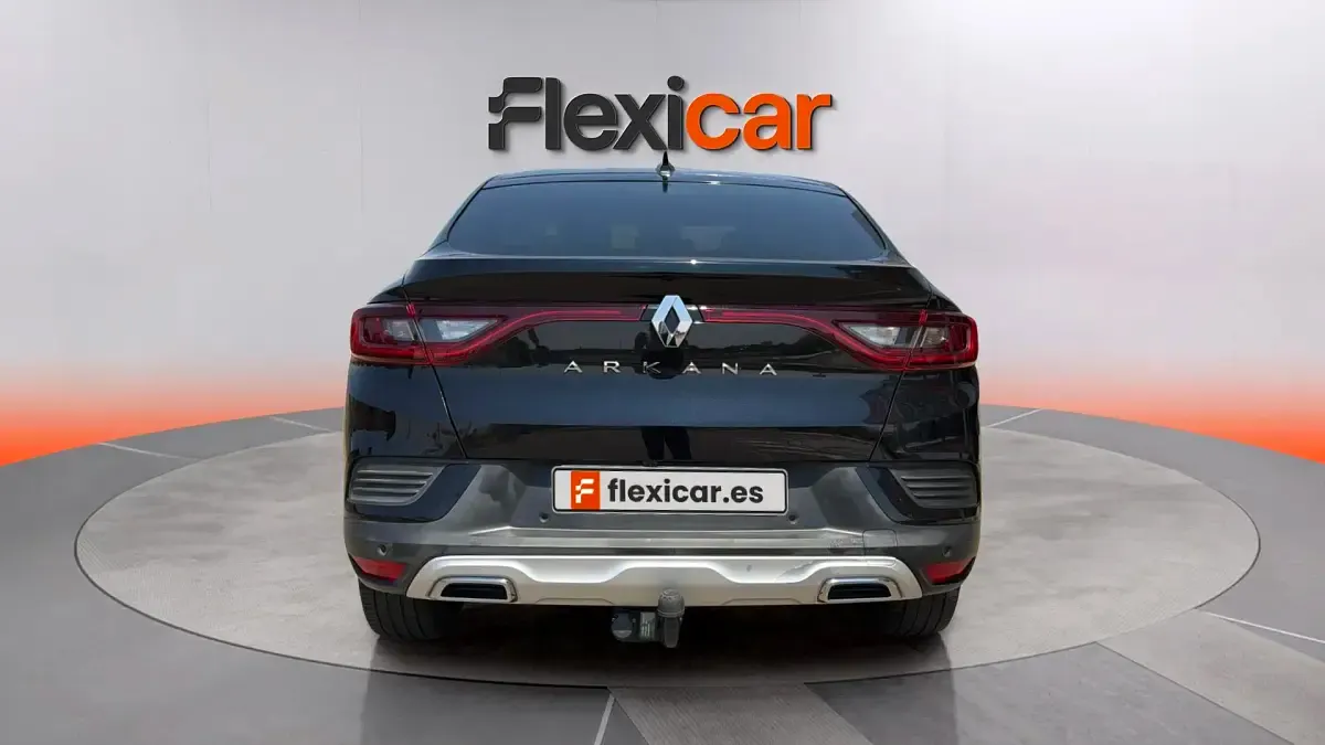 Usado Renault Arkana Zen 145 CV (106 kW) 2021 Negro SUV