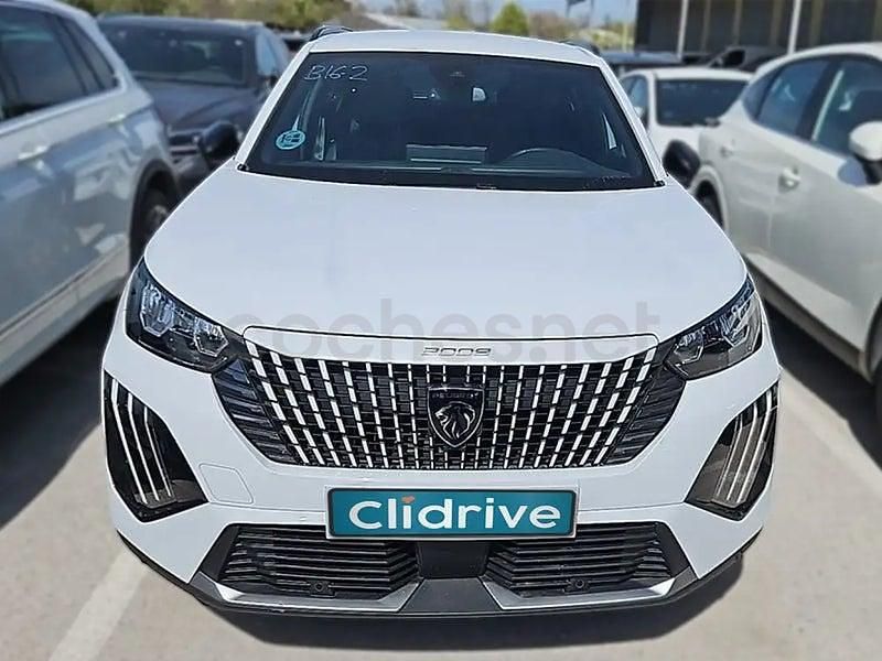 Usado Peugeot 2008 Allure 100 CV (73 kW) 2024 Blanco SUV