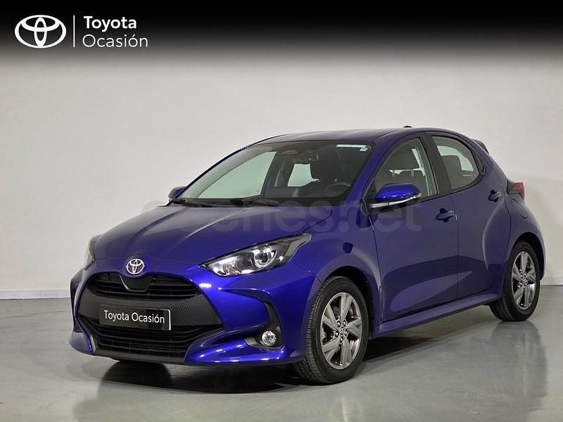 Usado Toyota Yaris Hybrid Active 116 CV (85 kW) 2025 Azul Berlina
