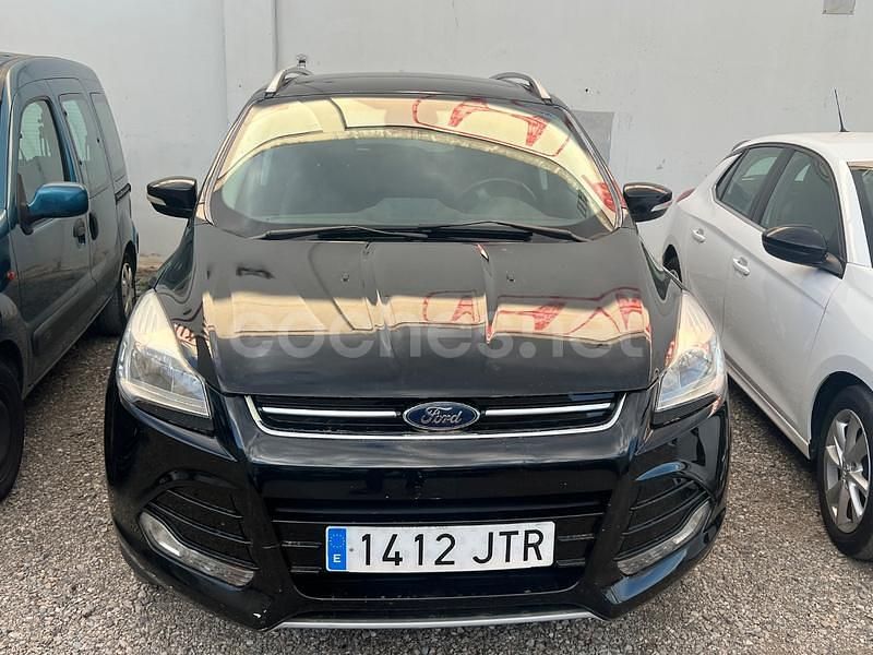 Usado Ford Kuga Titanium 150 CV (110 kW) 2016 Negro SUV