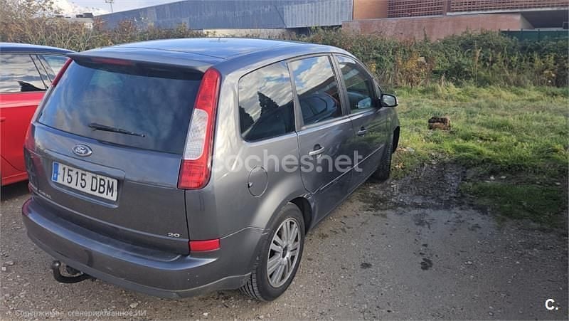 Usado Ford C-MAX Ghia 145 CV (106 kW) 2004 Gris / plata Monovolumen