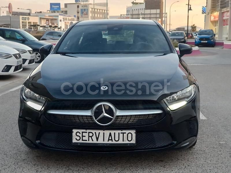 Usado Mercedes A180 116 CV (85 kW) 2019 Negro Berlina