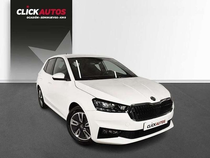 Blanco Usado 2024 Skoda Fabia Sport Utilitario | 17.150 € (Precio justo) - Imagen 1/2