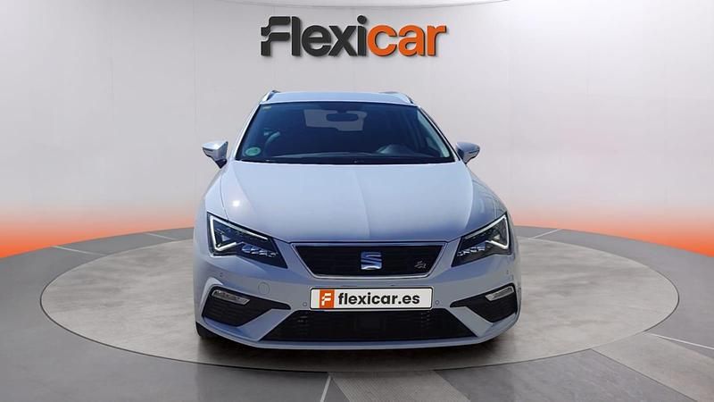 Usado Seat Leon ST FR 180 CV (132 kW) 2018 Blanco Familiar