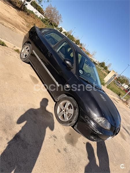 Usado Seat Cordoba Stylance 100 CV (73 kW) 2007 Negro Berlina