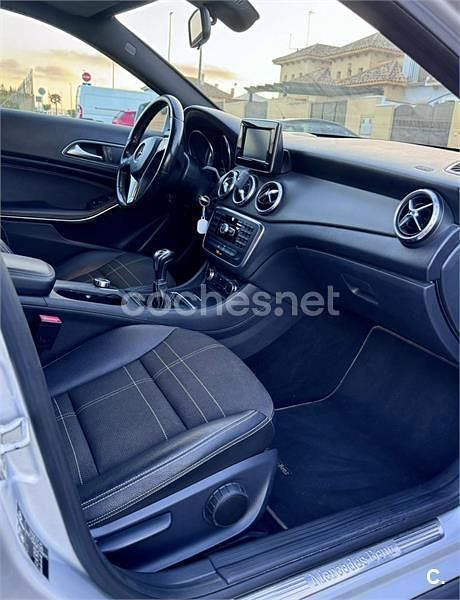 Usado Mercedes GLA200 Urban 136 CV (100 kW) 2015 Gris / plata SUV