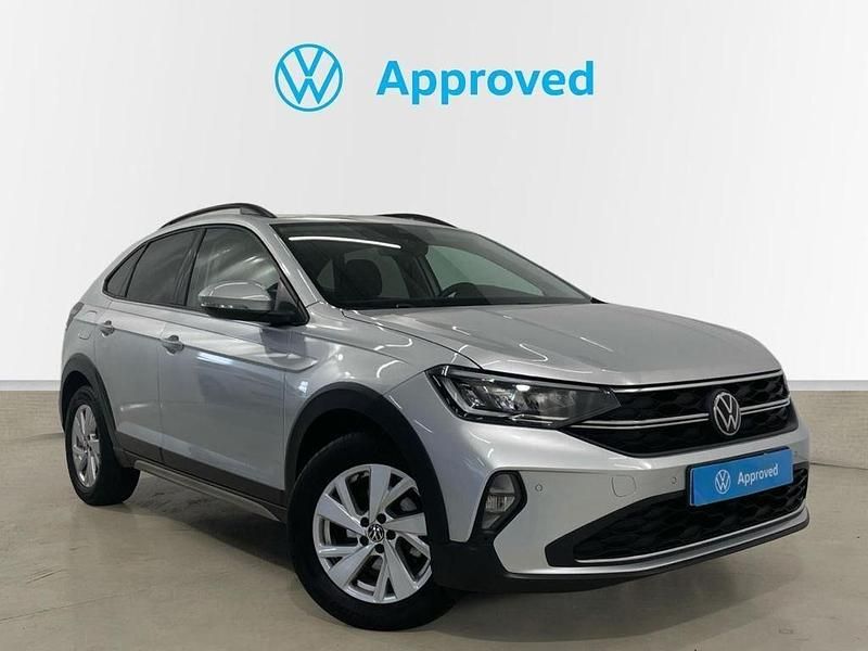 Usado VW Taigo Life 110 CV (80 kW) 2023 Gris SUV