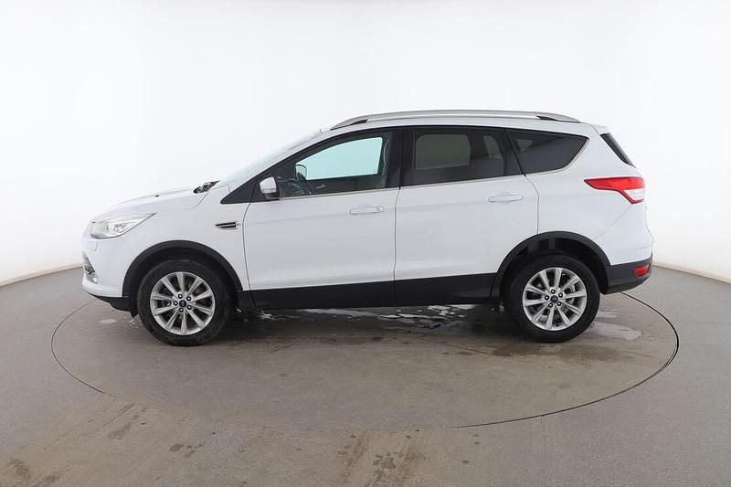 Usado Ford Kuga Titanium 120 CV (88 kW) 2016 Blanco SUV