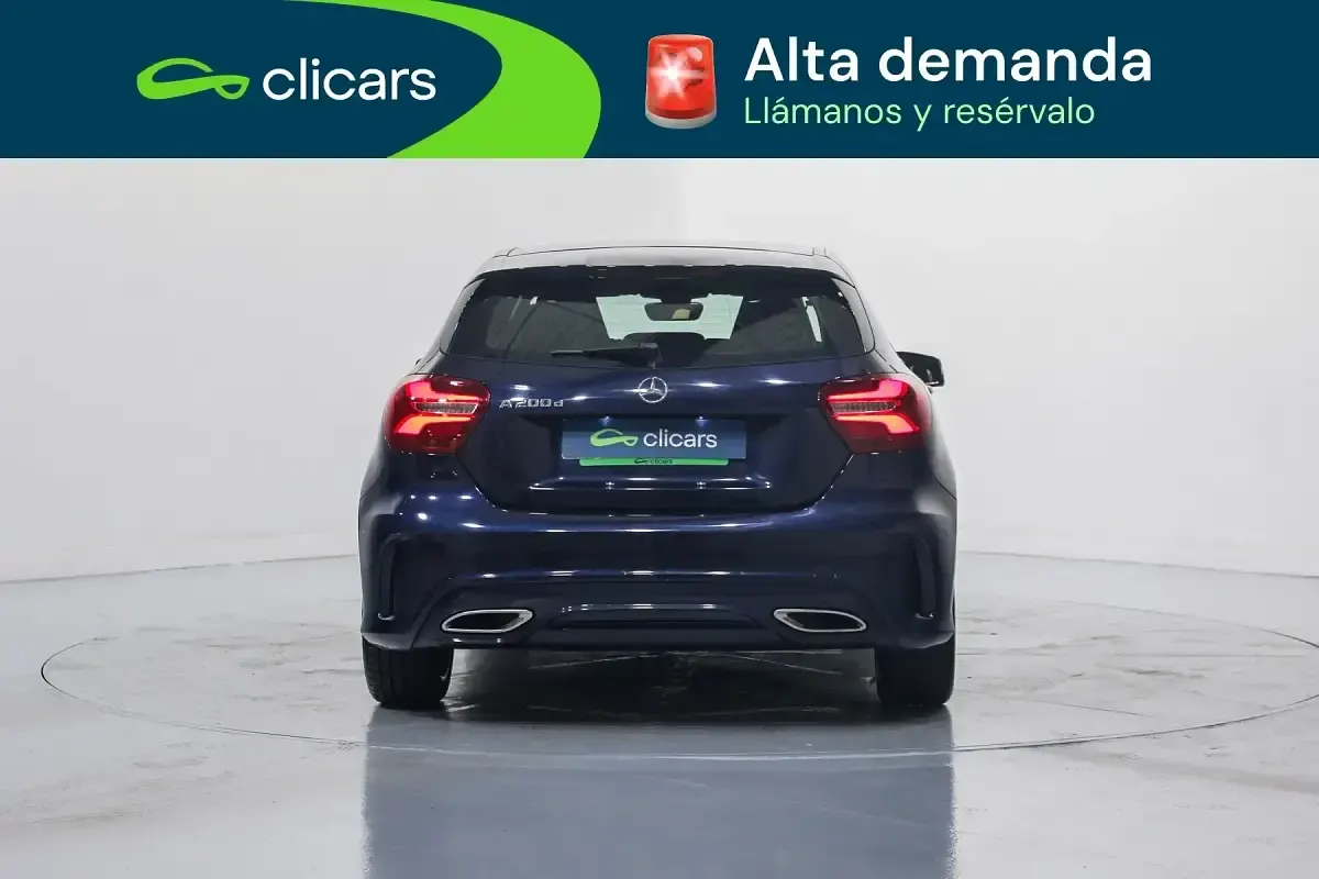 Usado Mercedes A200 136 CV (100 kW) 2018 Azul Berlina