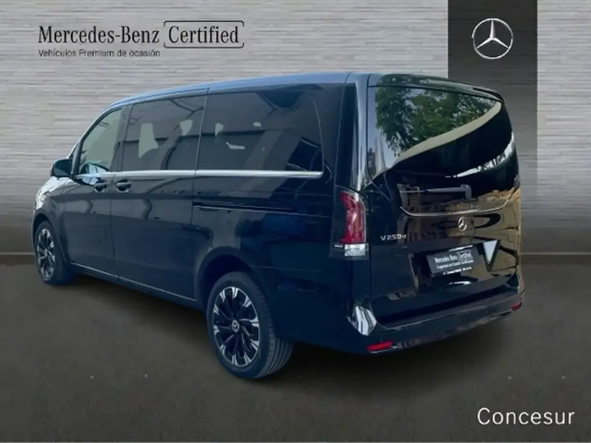Usado Mercedes V250 Avantgarde 190 CV (139 kW) 2025 Negro Monovolumen