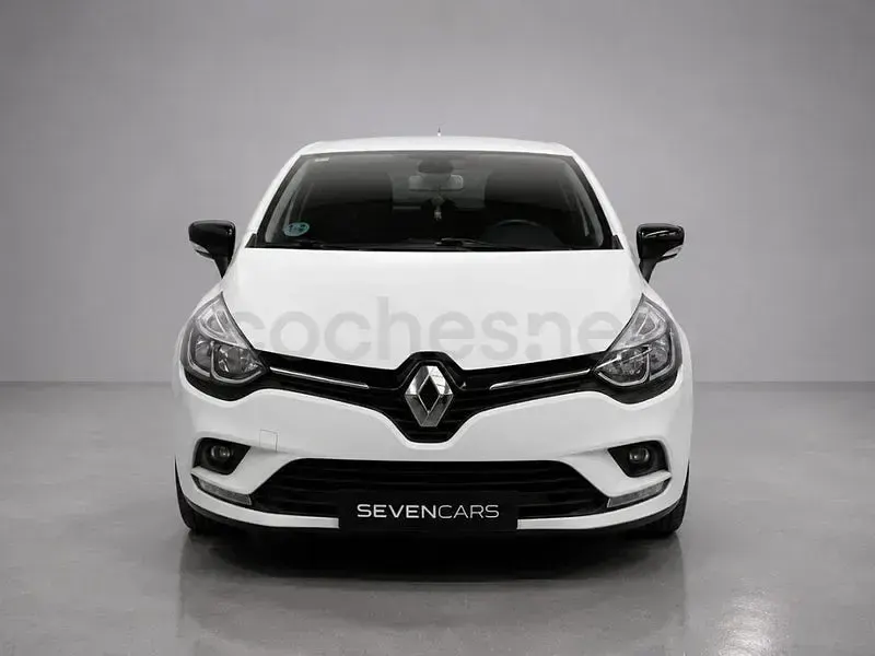 Usado Renault Clio LIMITED 75 CV (55 kW) 2018 Blanco Familiar