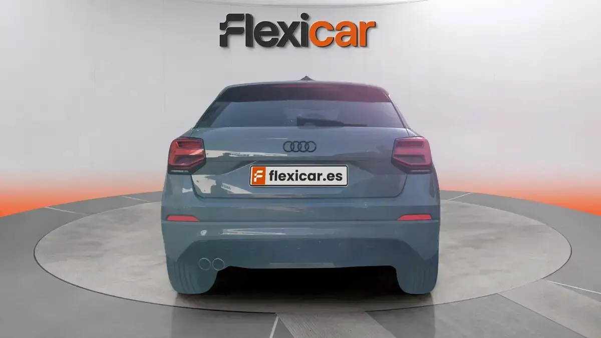 Usado Audi Q2 Advanced 116 CV (85 kW) 2019 Gris SUV