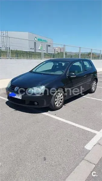 Usado VW Golf IV Highline 140 CV (102 kW) 2004 Negro Berlina